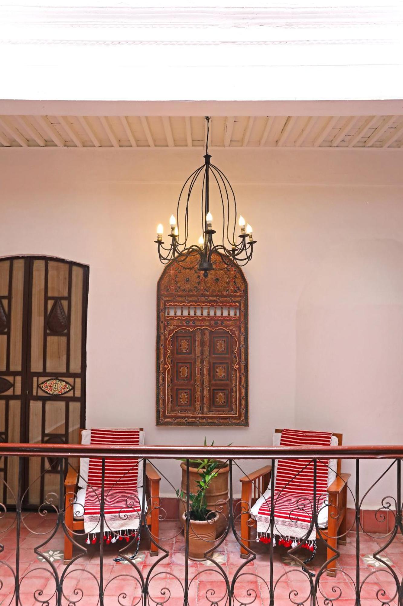 Riad Villa Garance Есувейра Екстериор снимка