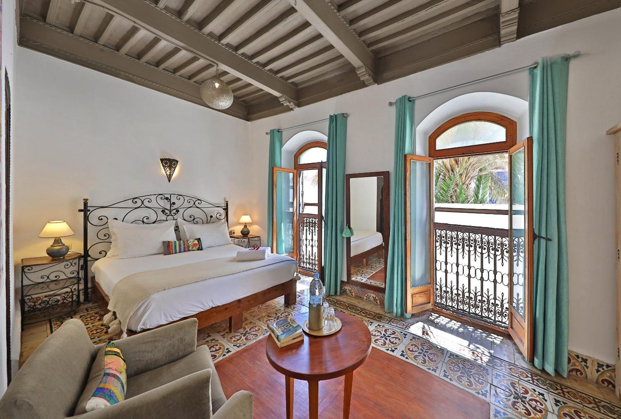 Riad Villa Garance Есувейра Екстериор снимка